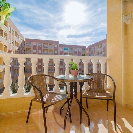 San Julian Apartamento Torrevieja Dış mekan fotoğraf